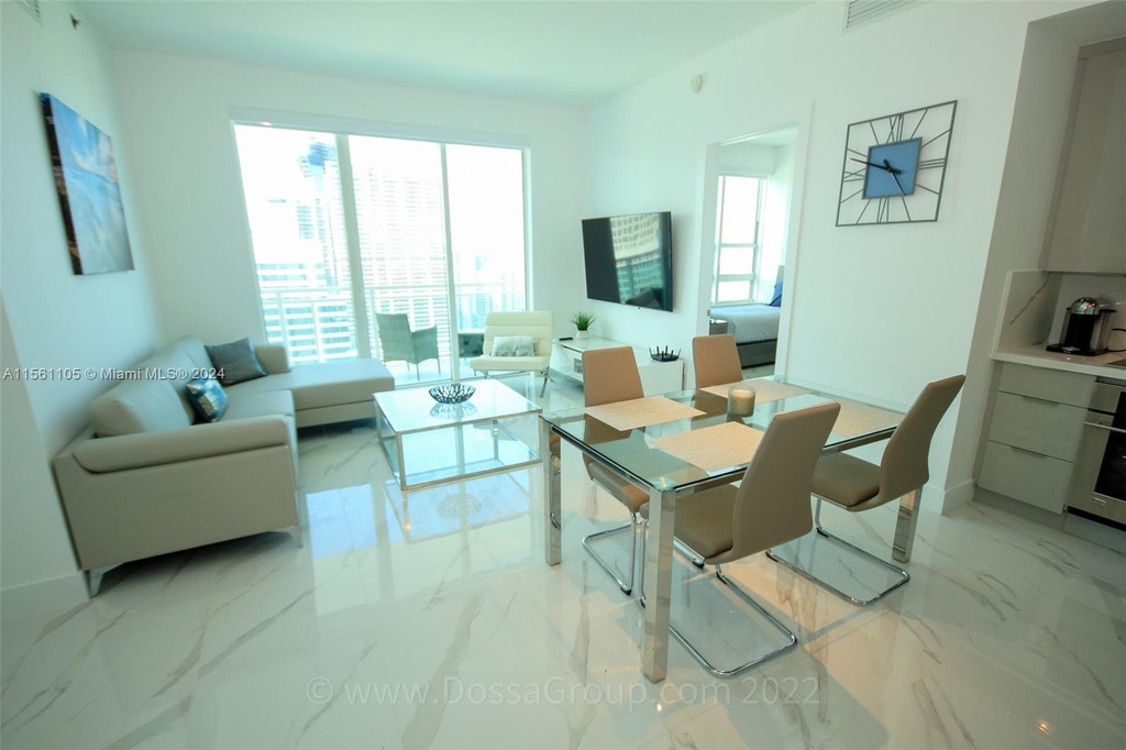 950 Brickell Bay Dr - Photo 3