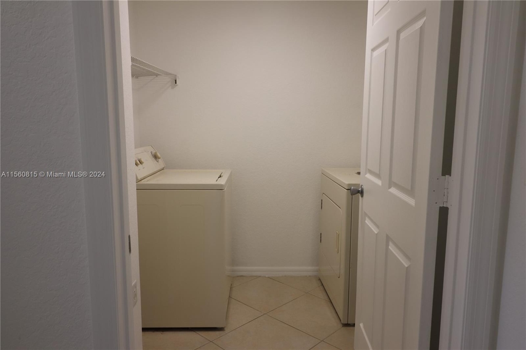 6582 W Sample Rd - Photo 17