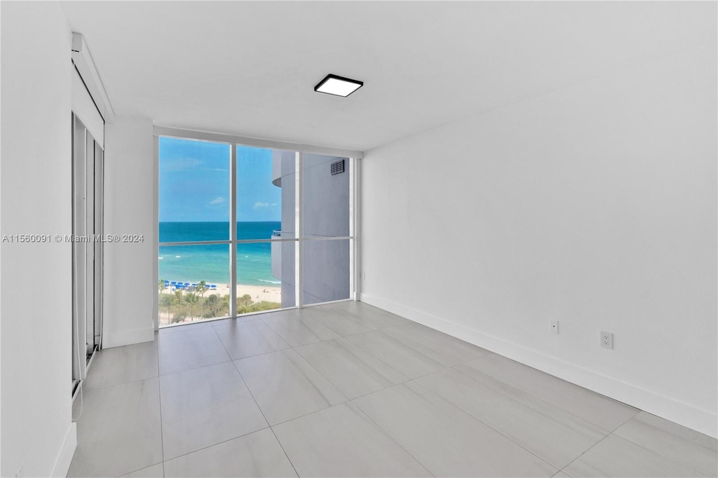 6301 Collins Ave - Photo 17