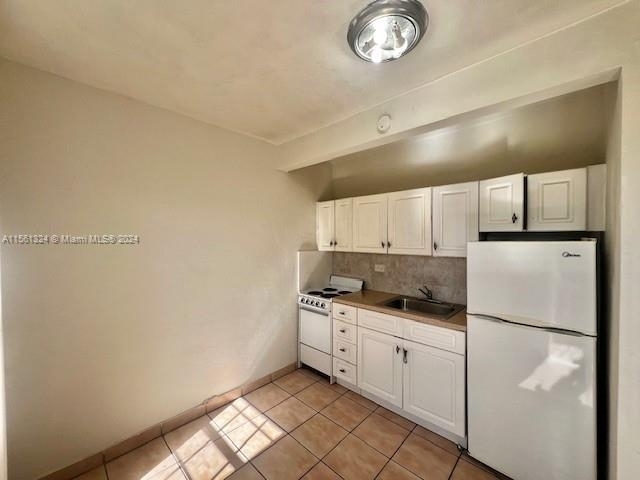 441 Sw 10th St - Photo 0