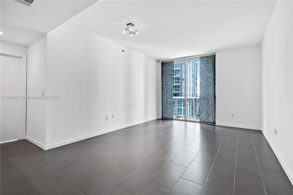 1060 Brickell Ave - Photo 8