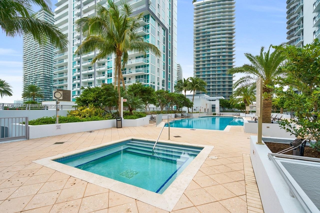 1060 Brickell Ave - Photo 1