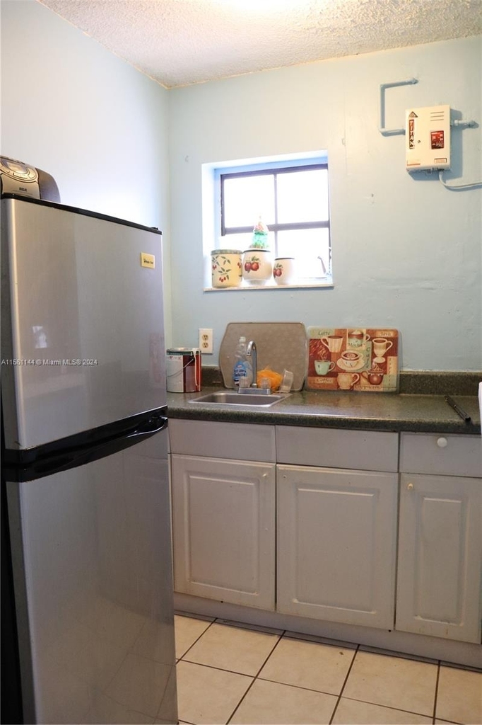 2605 W 71st Pl - Photo 9