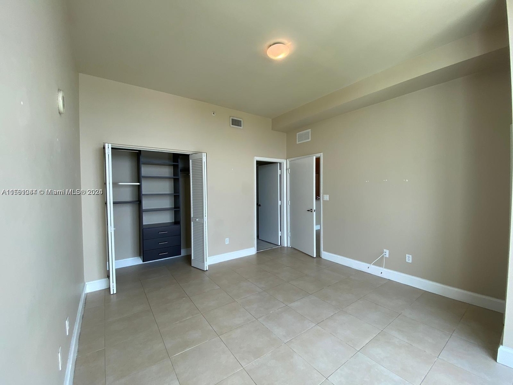 2525 Sw 3rd Ave - Photo 12