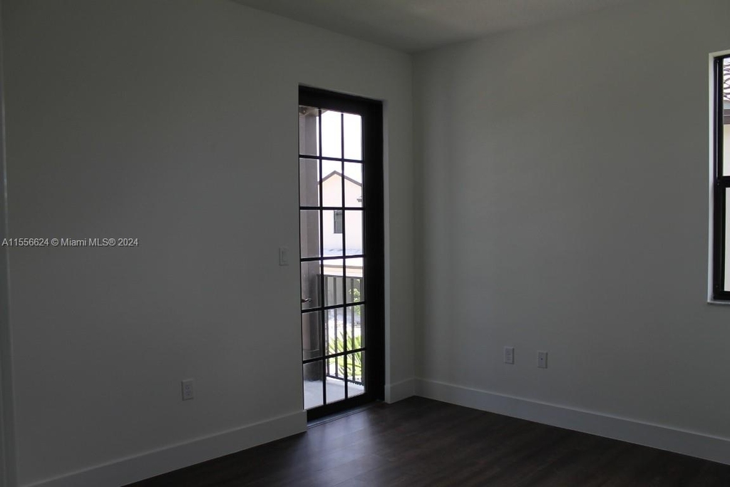 3466 W 97 St - Photo 19