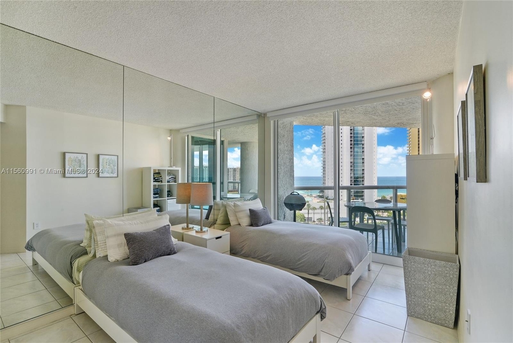 16400 Collins Ave - Photo 8