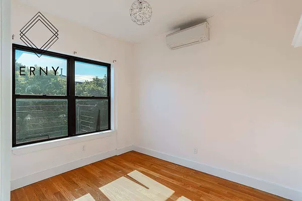650 Marcy Avenue - Photo 6