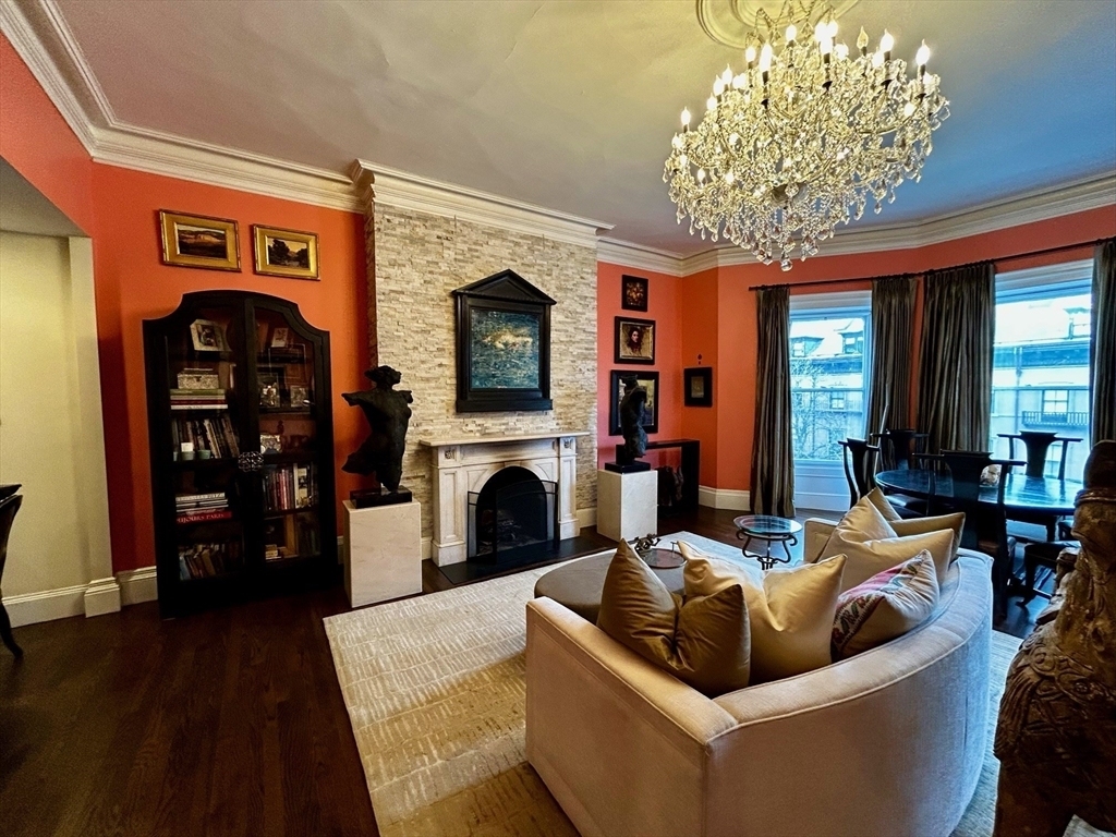 121 Beacon Street - Photo 0