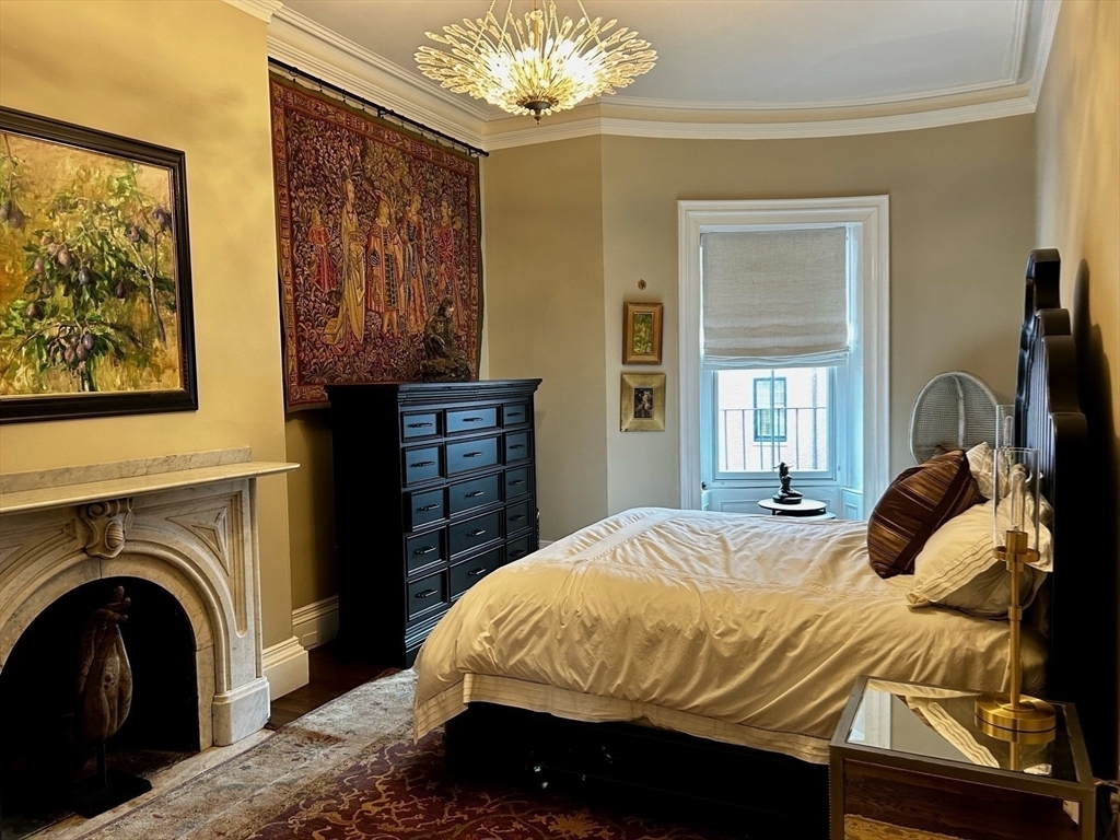 121 Beacon Street - Photo 8