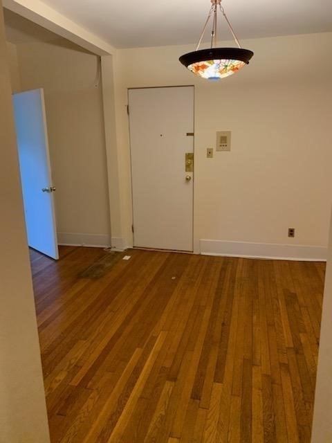 1408 Commonwealth - Photo 0