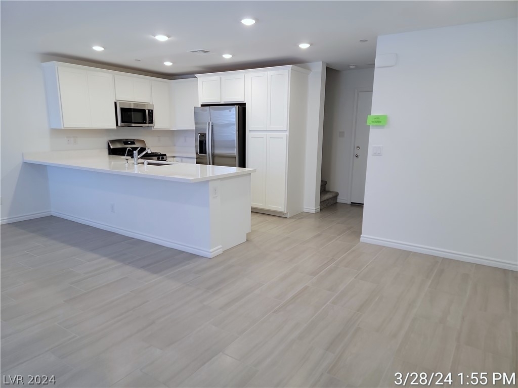 6242 Foxes Dale Street - Photo 2