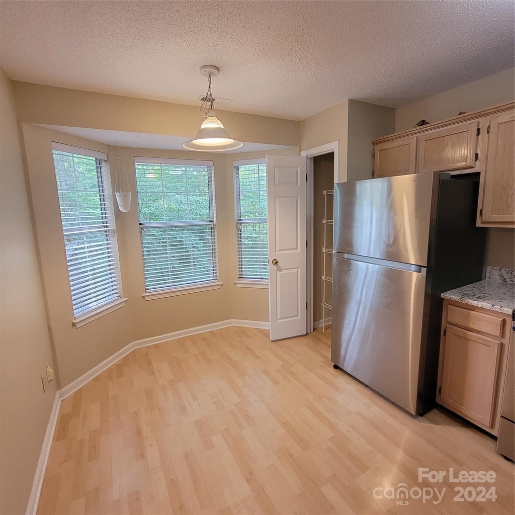 12511 Agate Lane - Photo 10