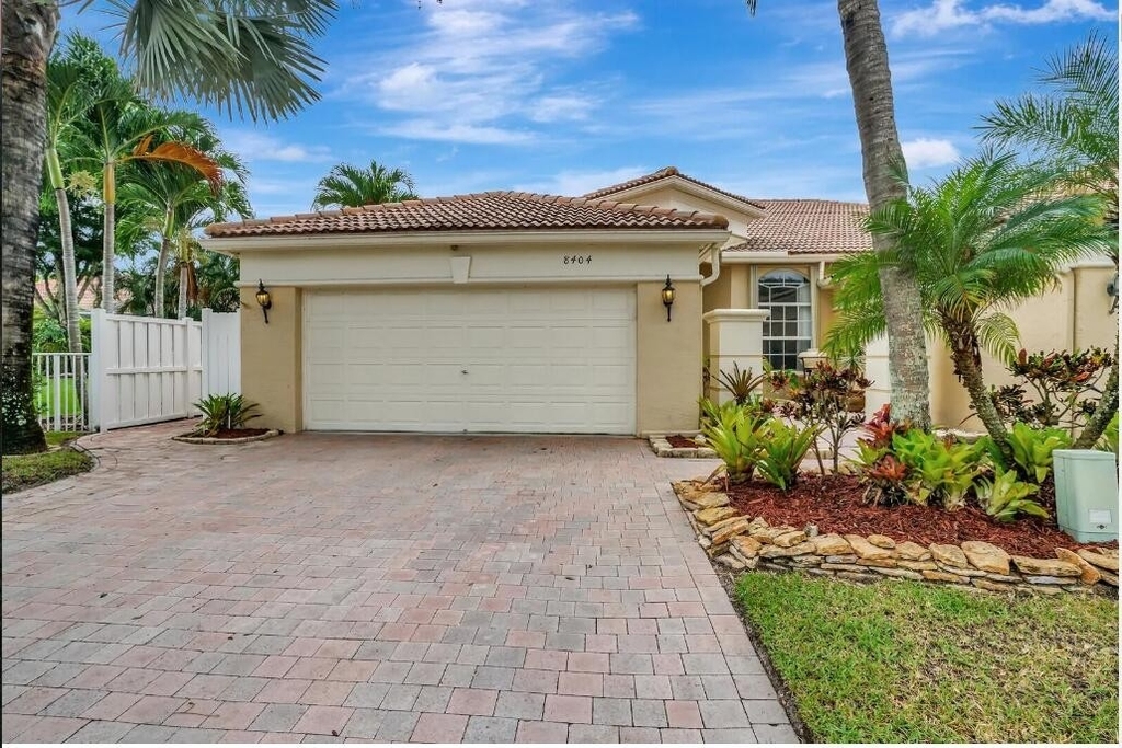 8404 Staniel Cay - Photo 0