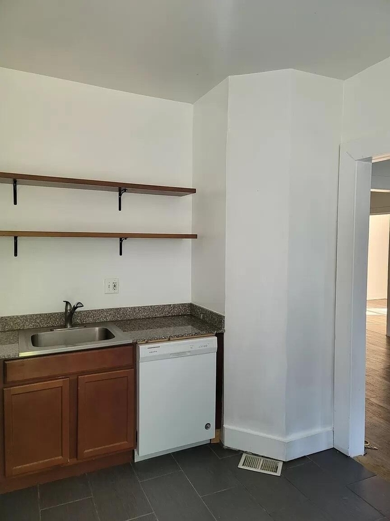 510 East Philadelphia - Photo 15