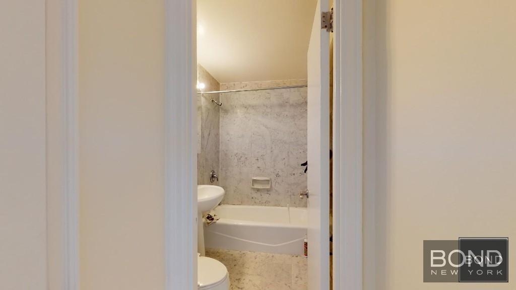 147 West 79th Street - Photo 5