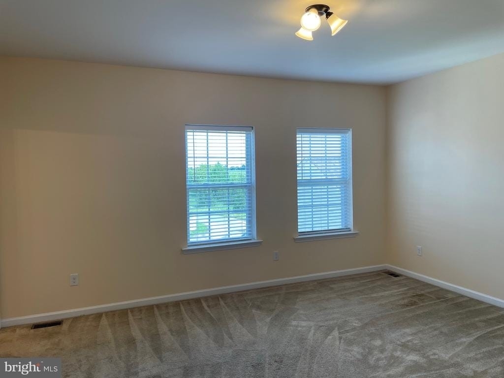 303 N Bayberry Parkway - Photo 17