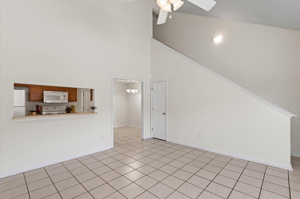 2762 Westbrook Court - Photo 11