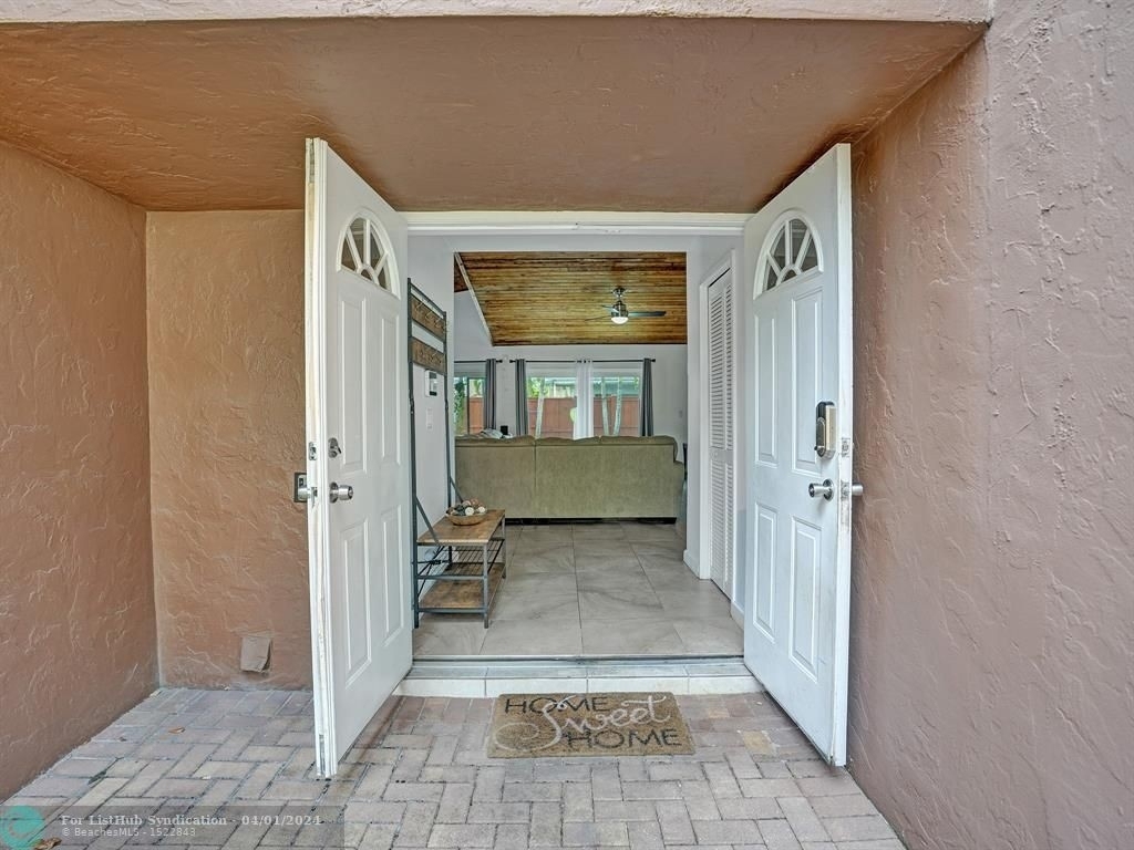 7420 Nw 35th Ct - Photo 4