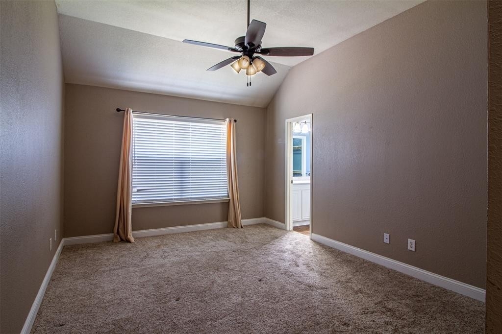 2806 Ashley Lane - Photo 12