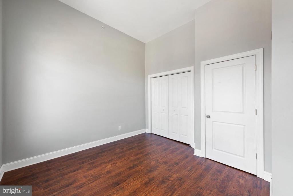 2478 Frankford Ave - Photo 8