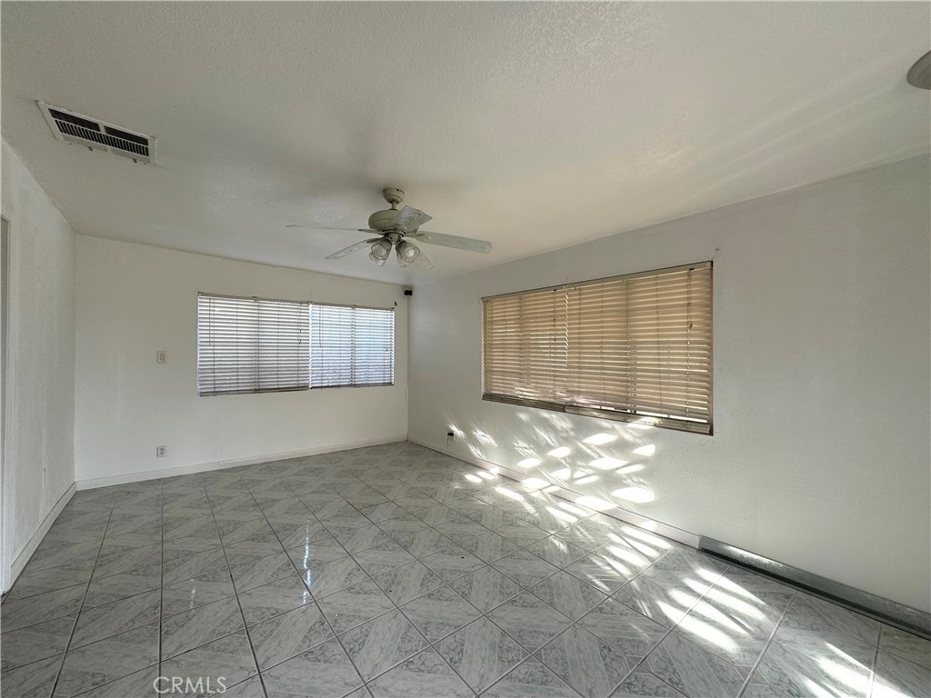 13542 Pan Am Boulevard - Photo 18