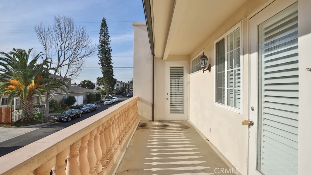 501 Orchid Avenue - Photo 37