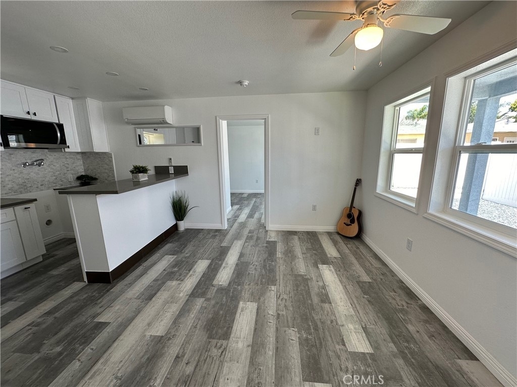 1321 N Sultana Avenue - Photo 6