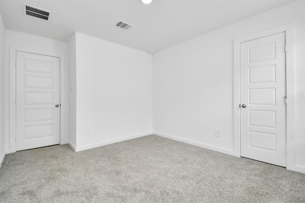 1123 Briscoe Court - Photo 14