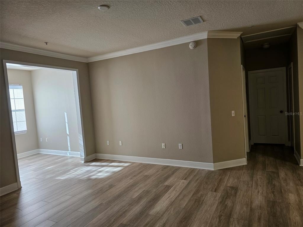 1301 Eastern Pecan Place - Photo 6