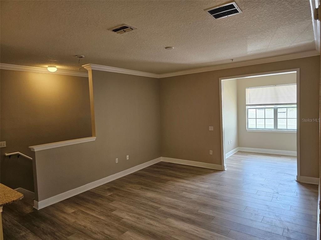 1301 Eastern Pecan Place - Photo 5