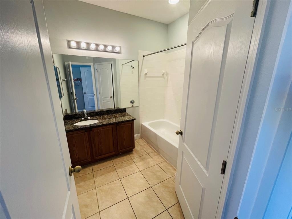 2940 Oak Park Way - Photo 17