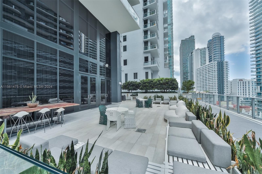 1010 Brickell Ave - Photo 29