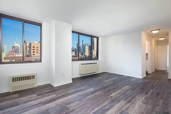 520 West 43rd Street, New York, NY 10036 - Photo 1