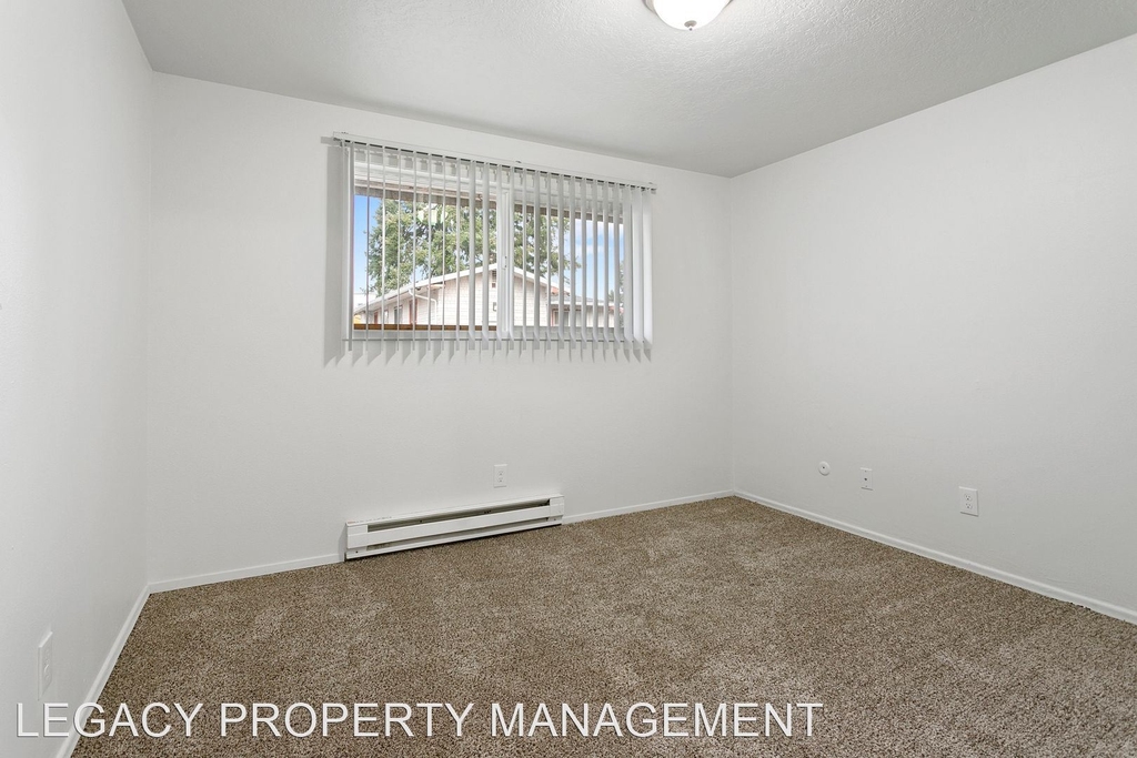 12430 Ne Glisan Street - Photo 4