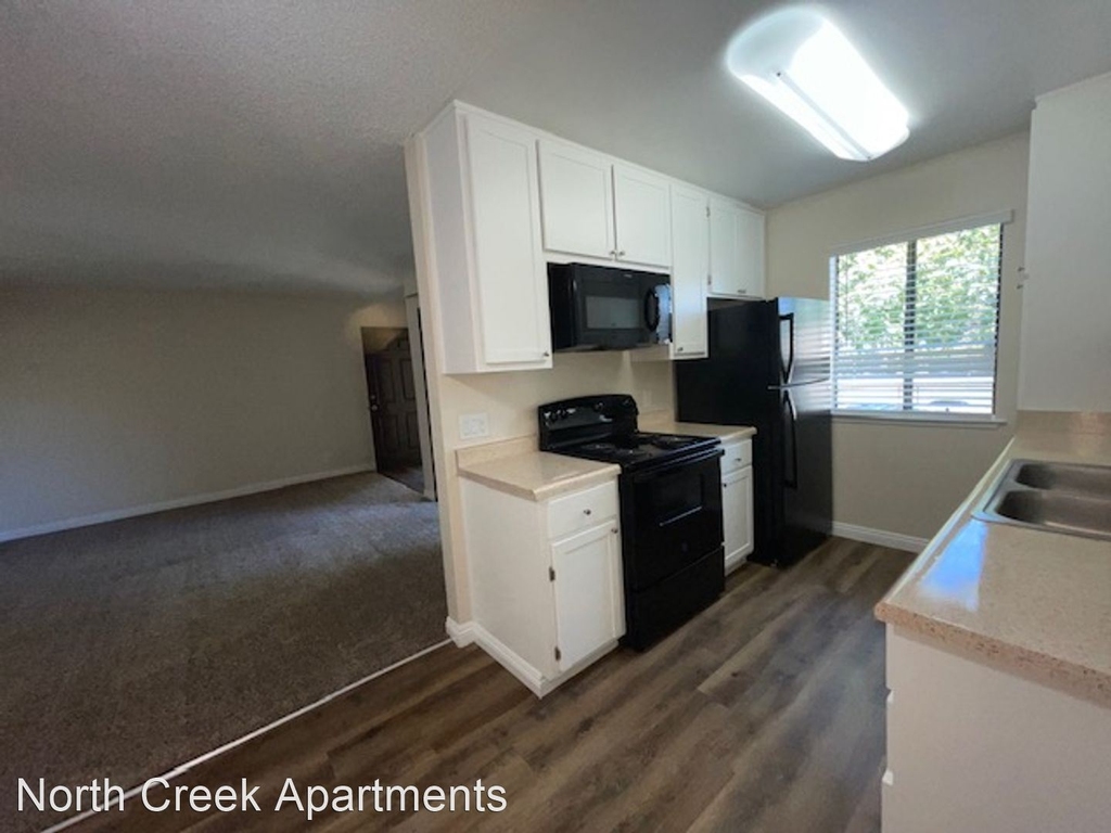 8680 N. Cedar Ave. - Photo 2