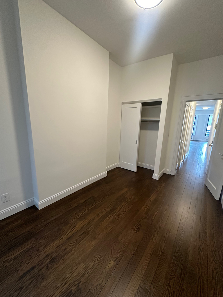 171 East 88th Street - Photo 6