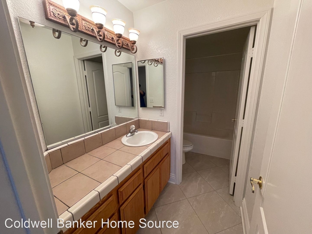 12721 Sweetwater Cir. - Photo 24