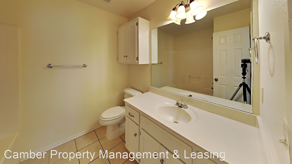 1400 Sw 23rd Street - Photo 10