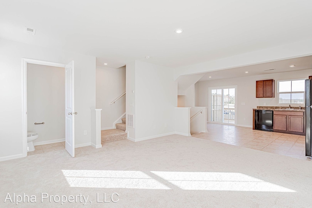 100 Coldwater Creek Court - Photo 12