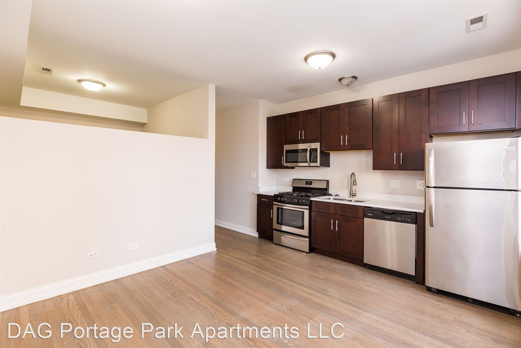 4050 N Milwaukee Ave. - Photo 17