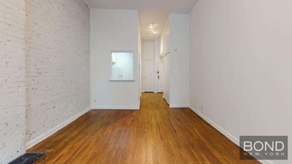 East 87 Street - Photo 10