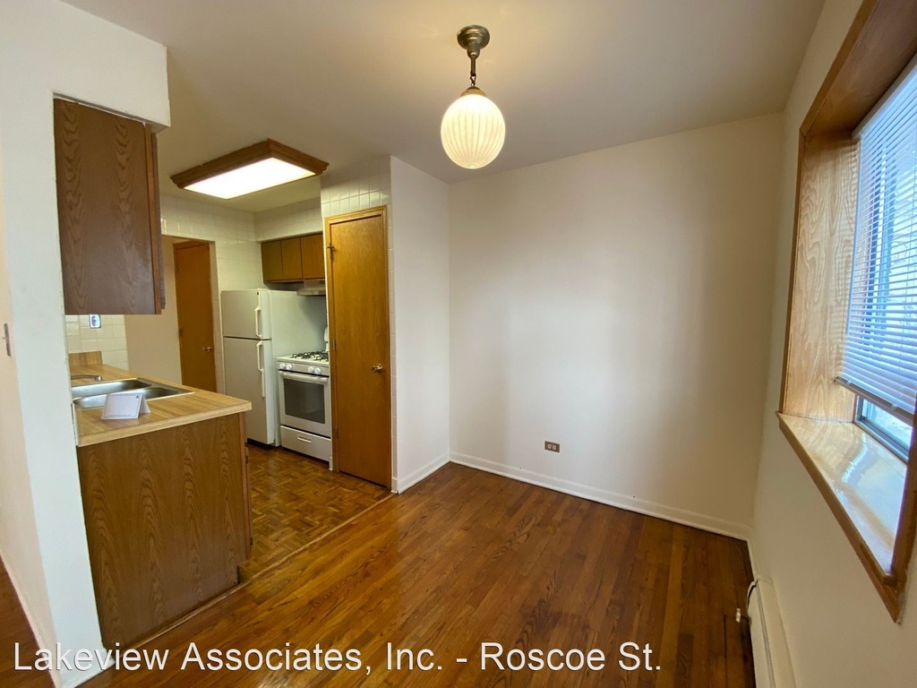 417 W. Roscoe - Photo 2