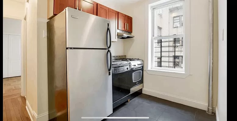 30-49 Crescent Street - Photo 7