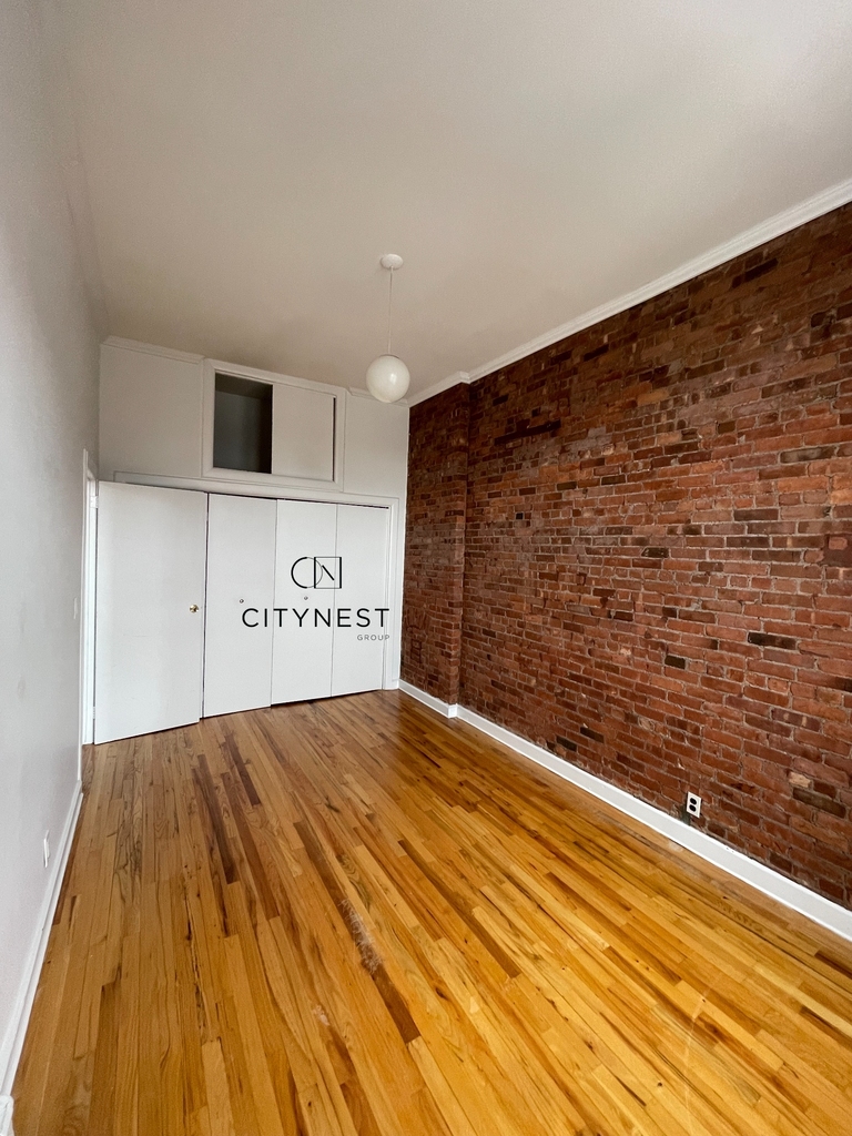 259 Flatbush Avenue - Photo 3