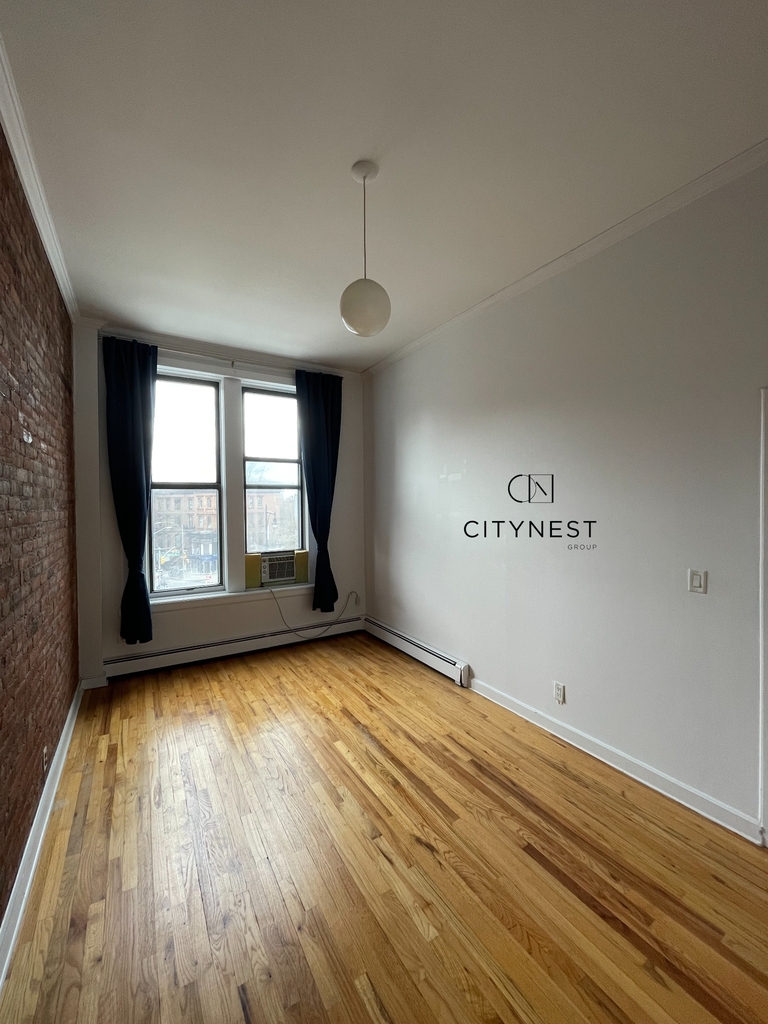 259 Flatbush Avenue - Photo 1