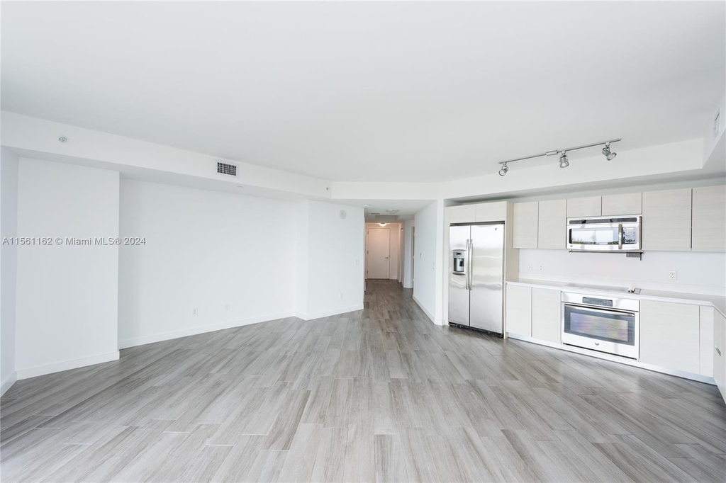 4250 Biscayne Blvd - Photo 4