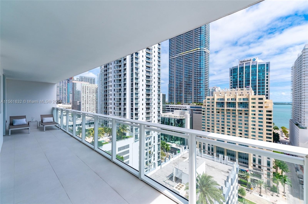 1080 Brickell Ave - Photo 31