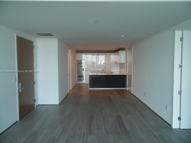 10201 Collins Ave - Photo 6