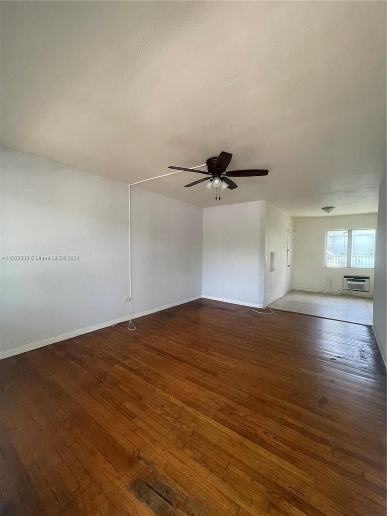 7721 Dickens Ave - Photo 2