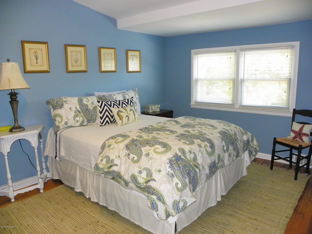 321 Ludlow Avenue - Photo 5